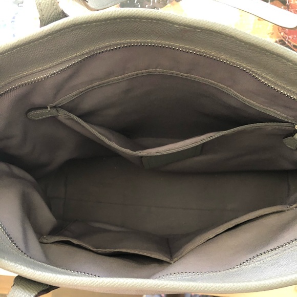 Coach Tote - Picture 4 of 8